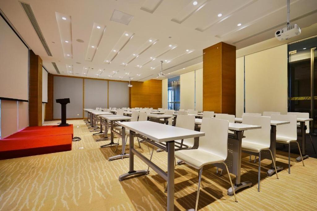 Ji Hotel Shanghai Songjiang Sports Center Esterno foto